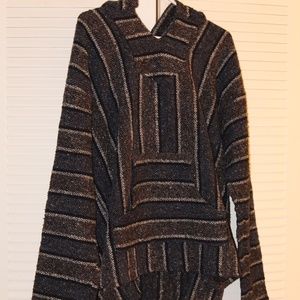 Sunspecs Blue and White Drug Rug